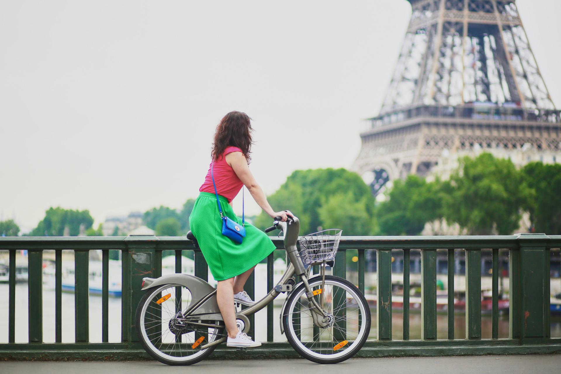 Paris on Two Wheels: The Best Cycling Routes